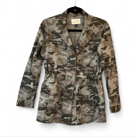 Universal Thread Jackets & Blazers - Camo Utility Jacket